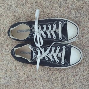 Men's Black Converse Low top  Size 5